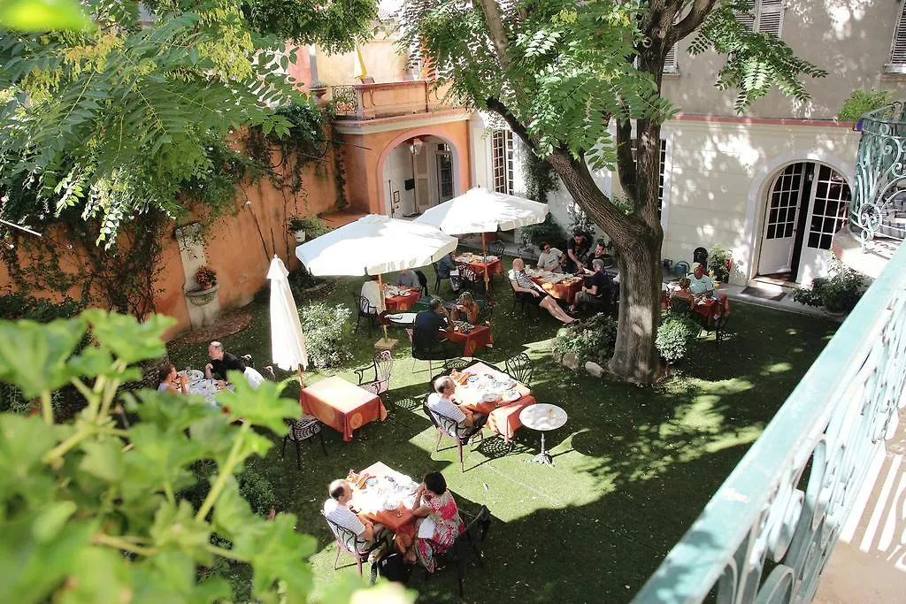 Hôtel du Fiacre-1