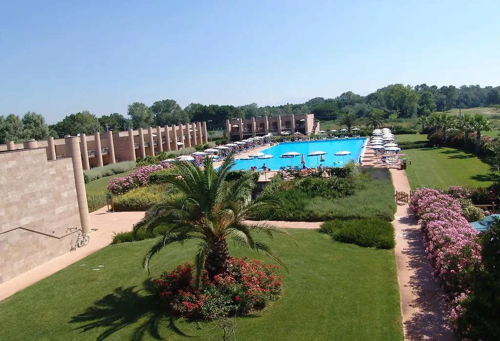 Cosmopolitan Golf & Beach Resort-1