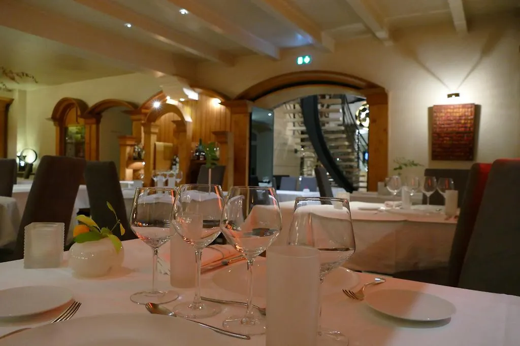Logis Hotel le France-1