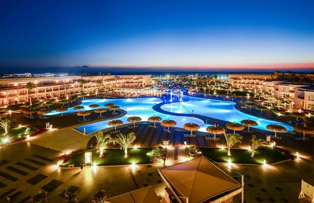 Pickalbatros Royal Moderna Sharm "Aqua Park"-1