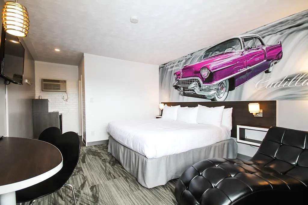 Cadillac Motel Niagara-1
