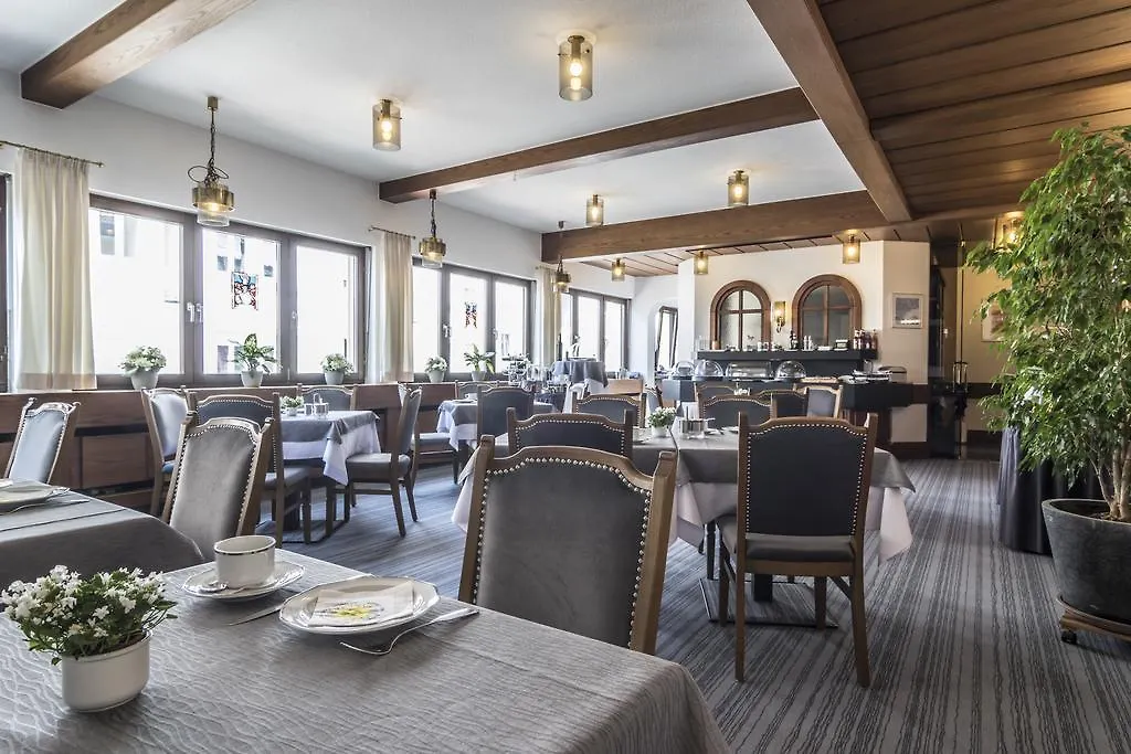 Hotel Garni Oberrhein-1
