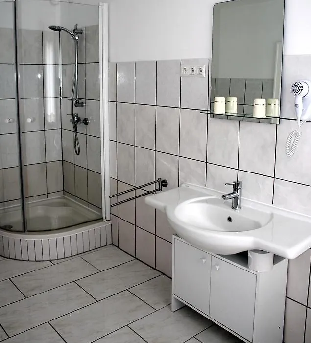Hotel Zur Heidquelle-1