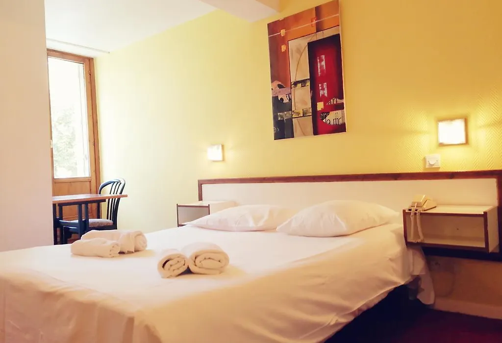 Hôtel Des Lilas-1