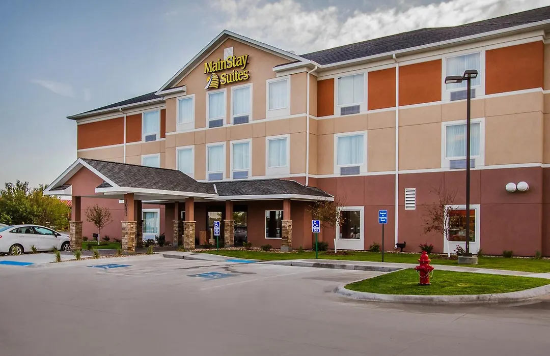 Mainstay Suites Grand Island-1
