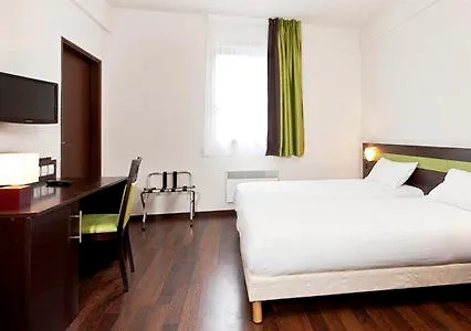 Hotel Comfort Bobigny-1