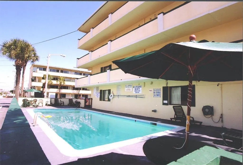 Happy Holiday Motel-1