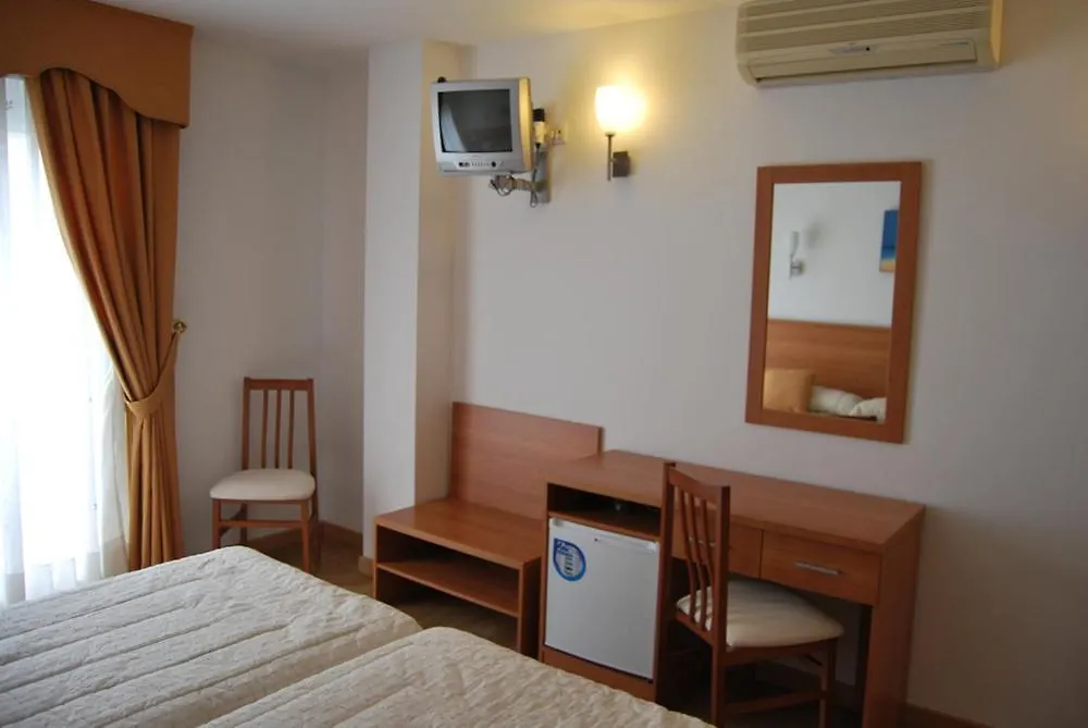 Hotel Plaza-1