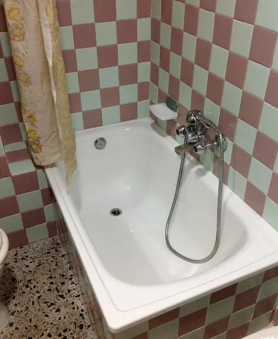 Hostel Alhambra-1