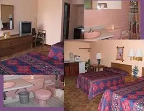 Blue Spruce Motel-1