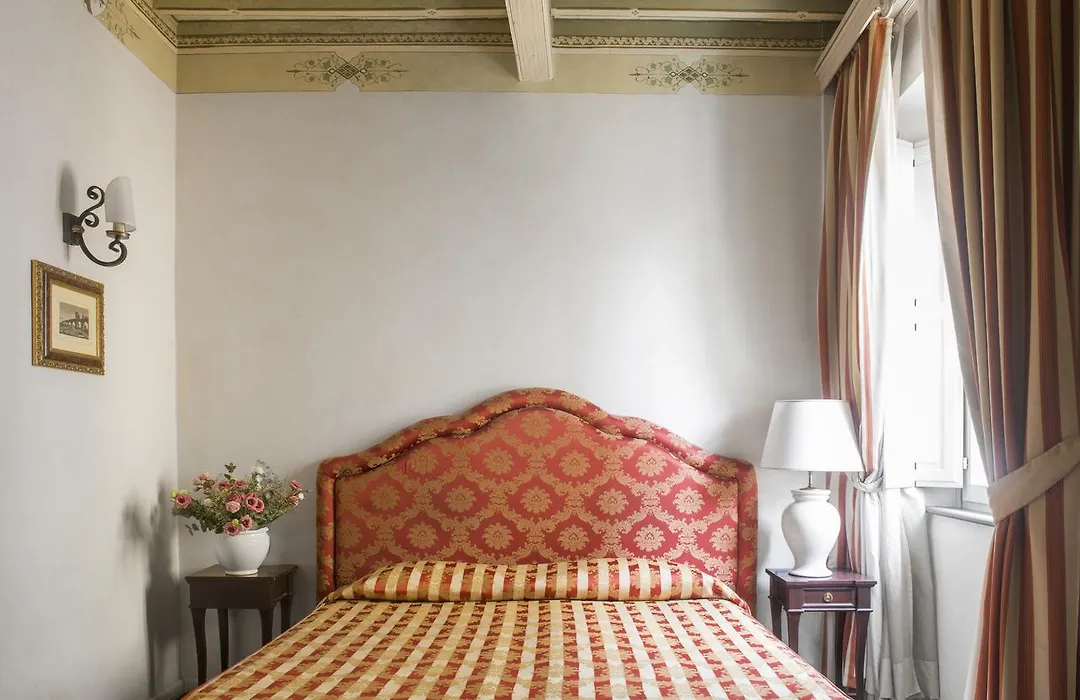 Hotel Relais Dell'Orologio-1