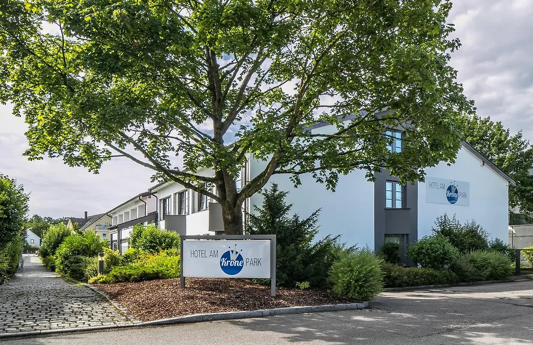 Hotel am Krone Park-1
