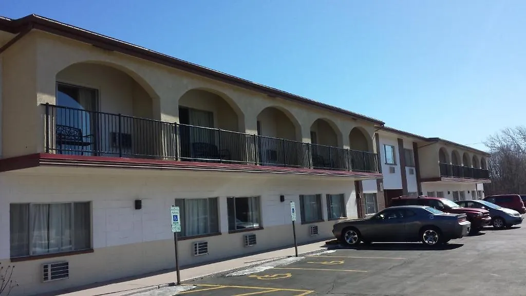 Americas Best Inn & Suites Urbana-1