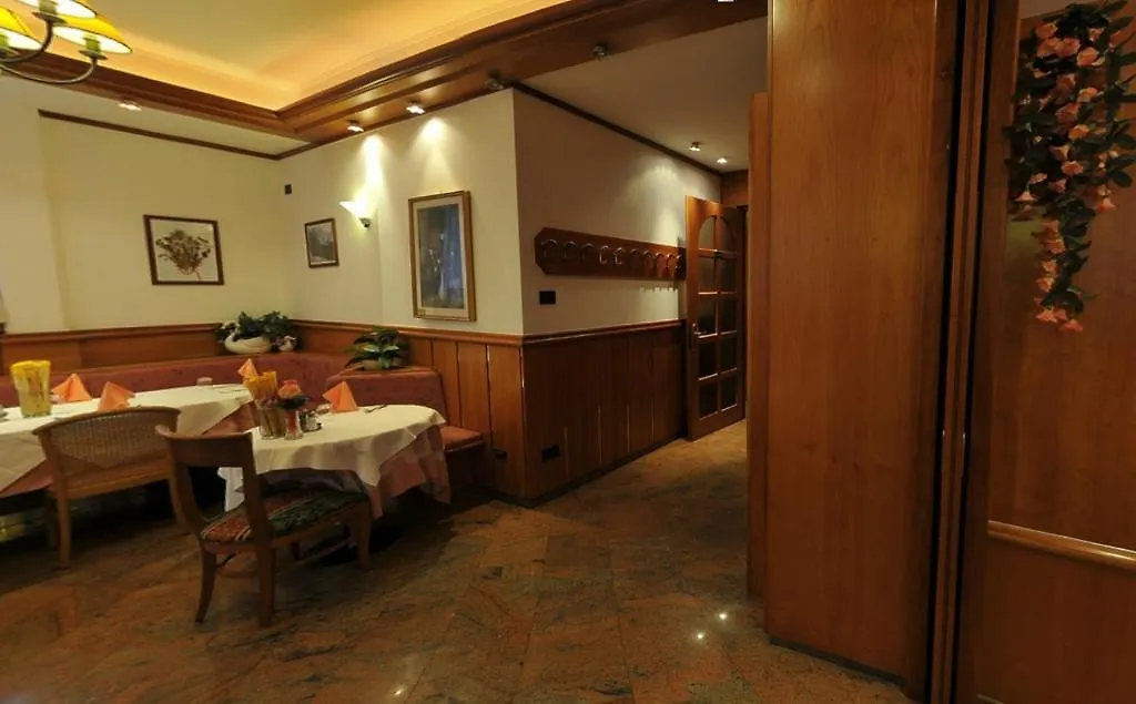 Hotel Vela-1