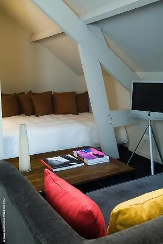 Pol Hotel-1