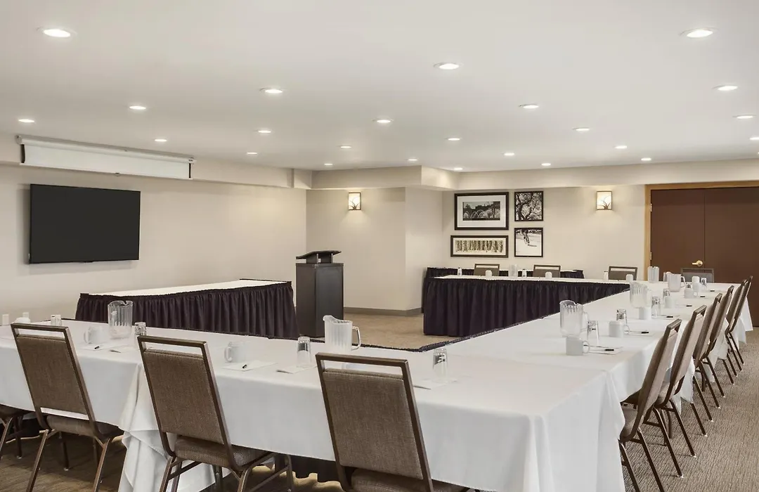 Country Inn & Suites By Radisson, Ames, Ia-1