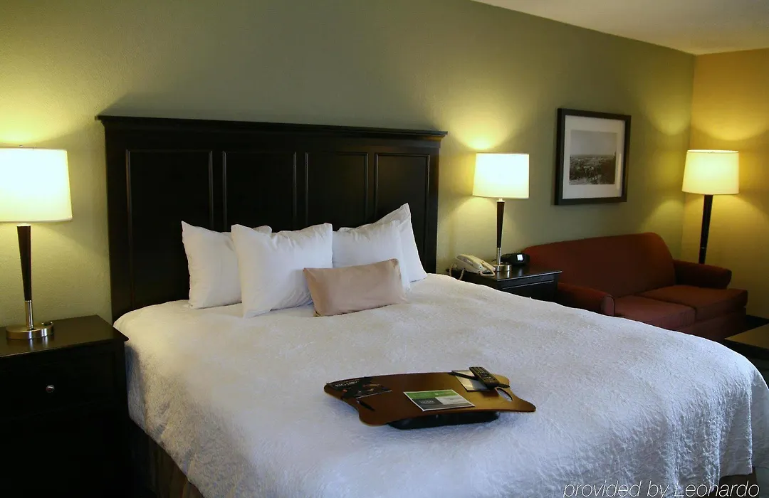 Hampton Inn On The Lake-1