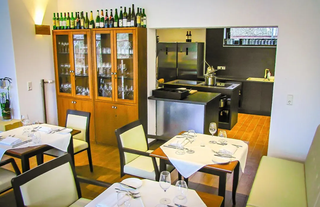 DAS TANN rooms&wine-1
