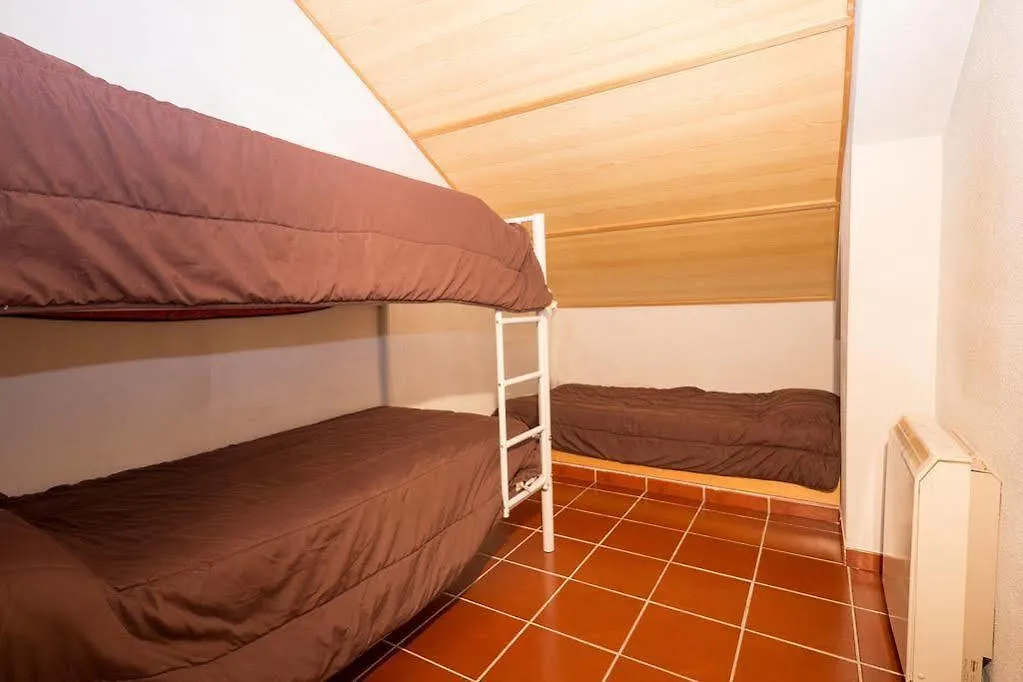 Residencial Las Tuyas-1