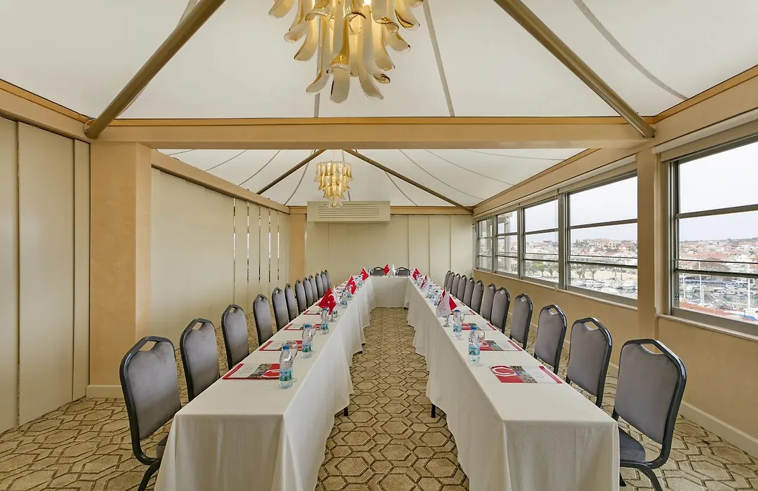 Sisus Hotel Cesme-1