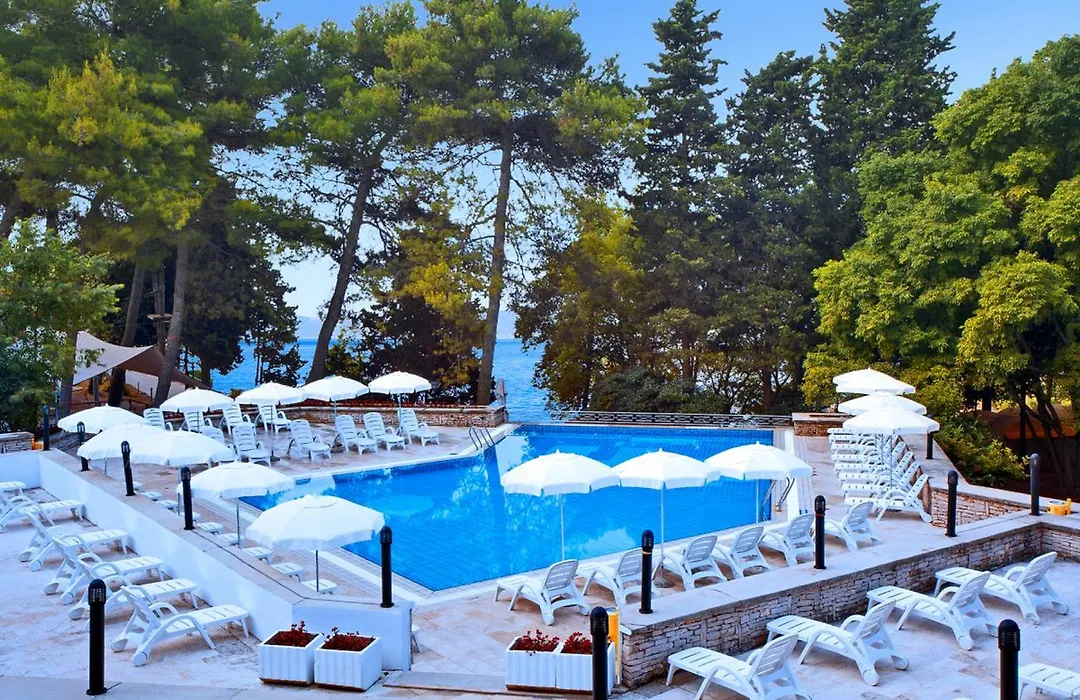 Marina Sunny Hotel By Valamar-1