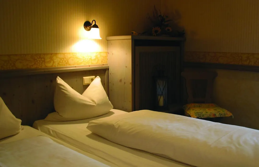 Gasthof&Hotel Goldene Krone-1