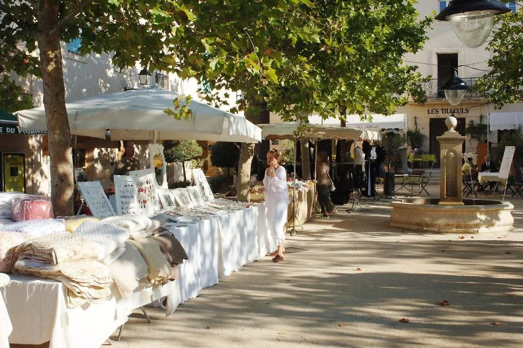 Pierre & Vacances Hotel Du Golf De Pont Royal En Provence-1