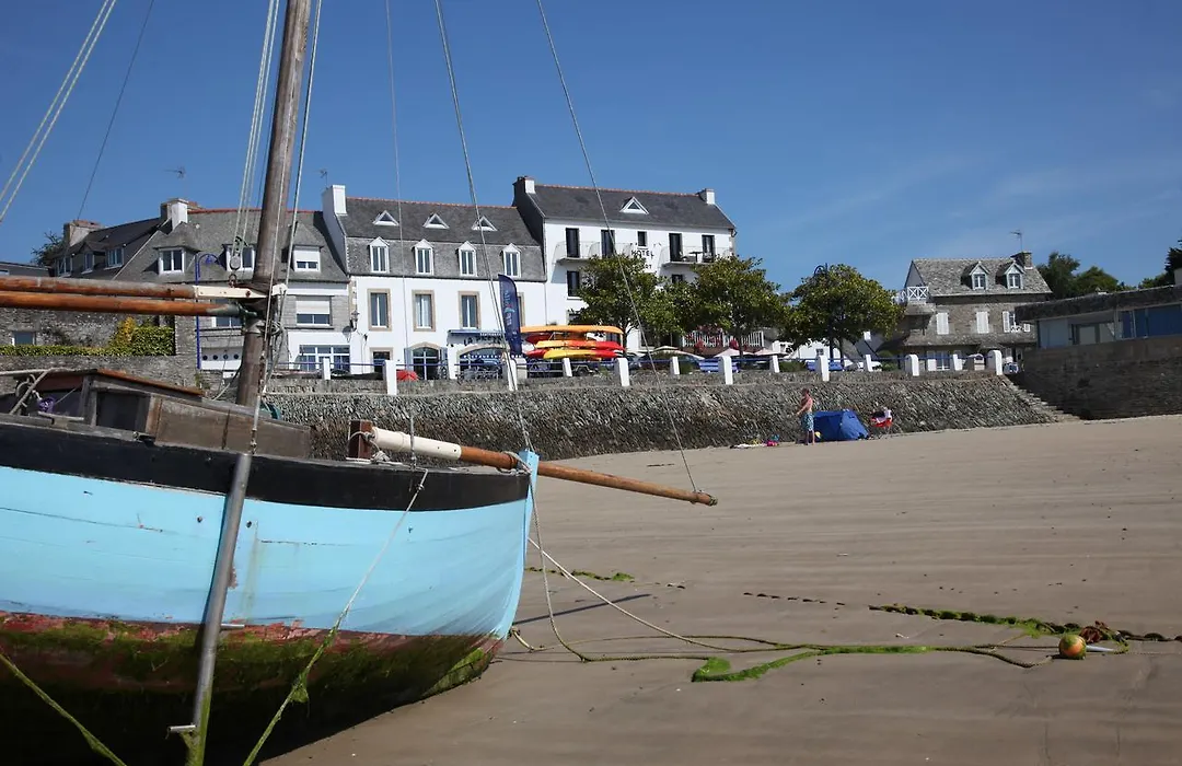 Hotel du port-1