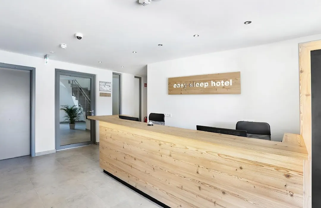 Easy Sleep Apartmenthotel-1