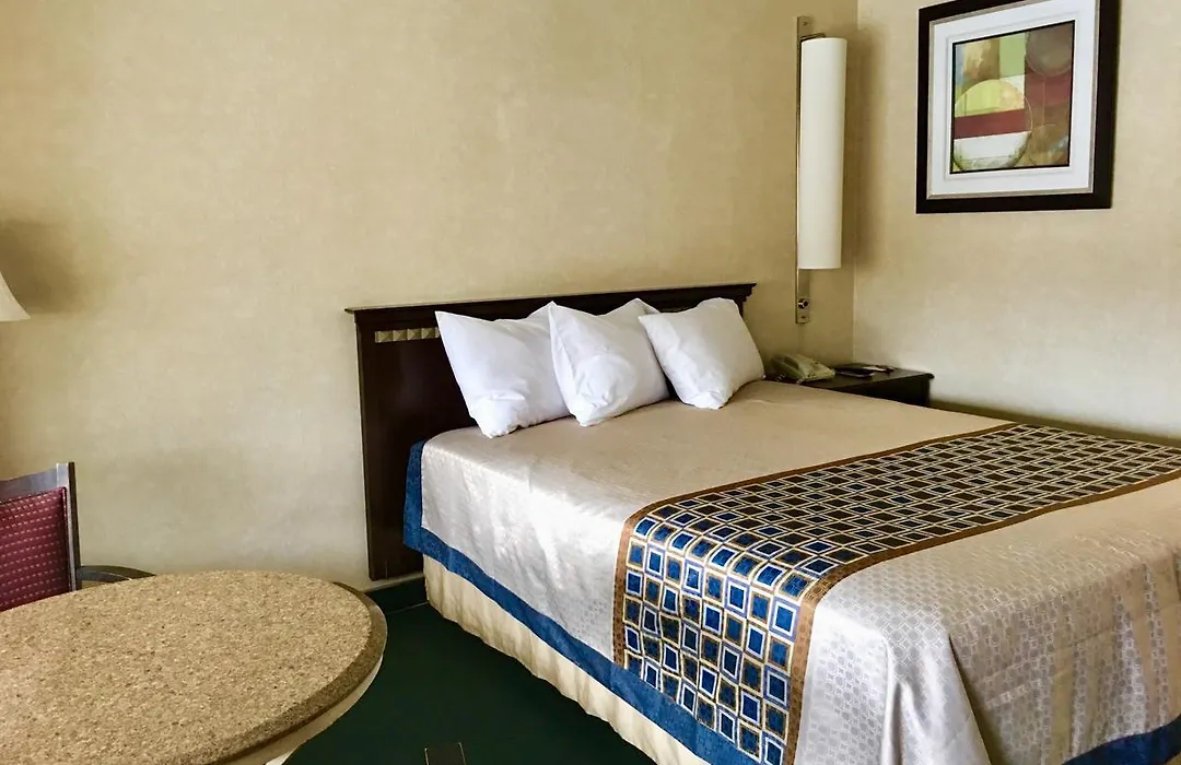 River'S Edge Lodge-1
