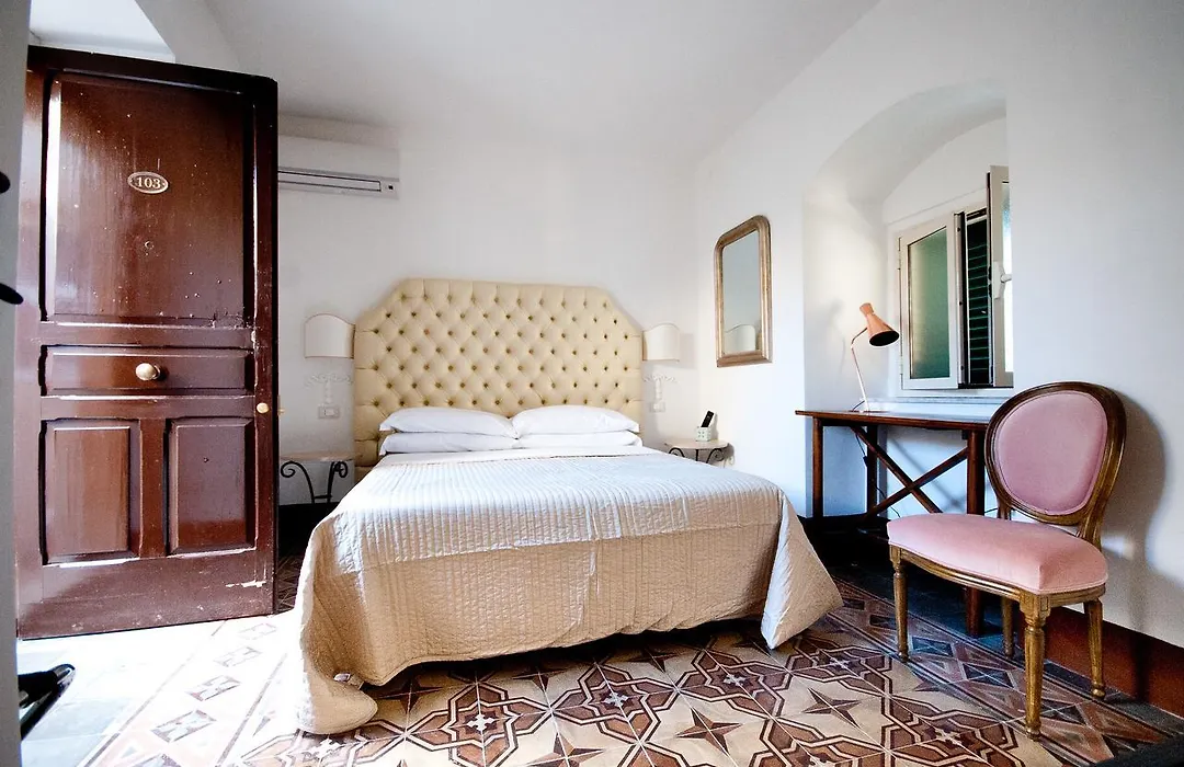 Sveva Rooms-1
