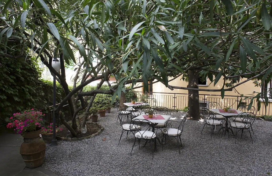 Hotel La Colonnina-1