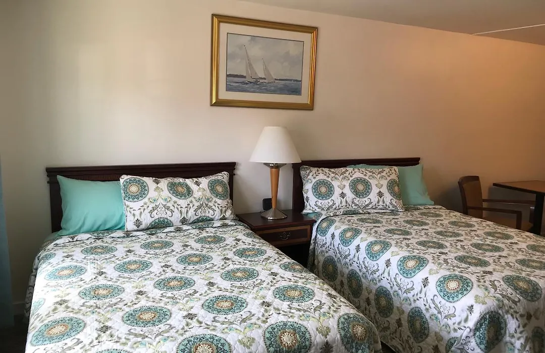 Admirals Ocean Inn-1
