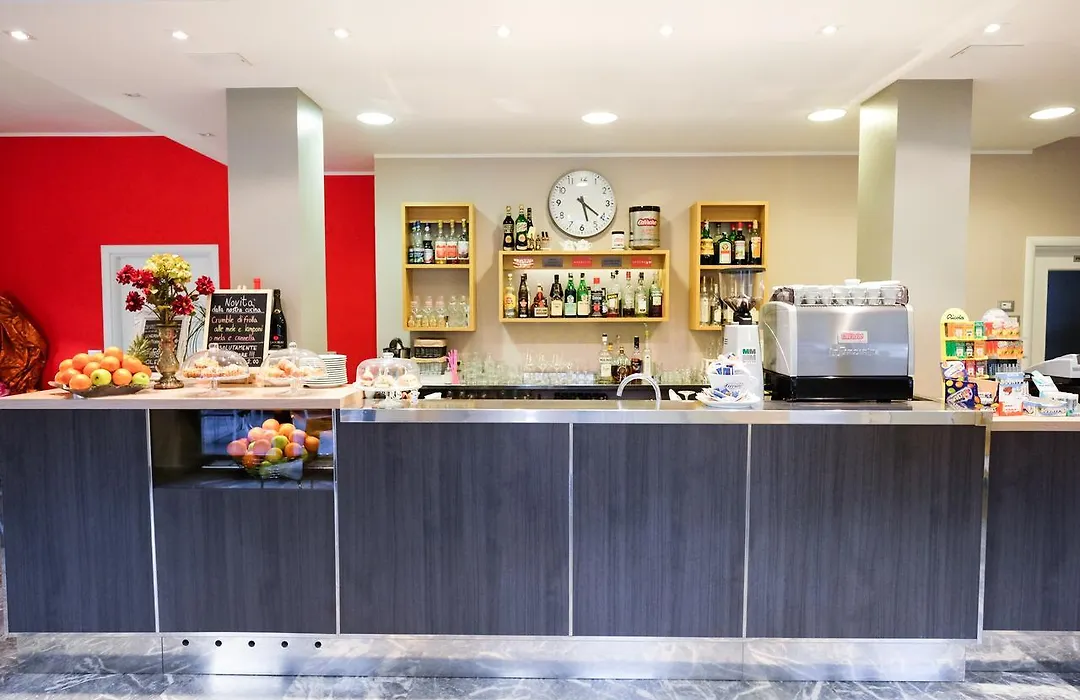 HOTEL Monte Cimone-1