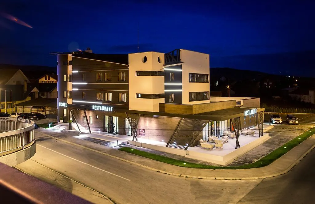 Hotel Ideo Lux-1