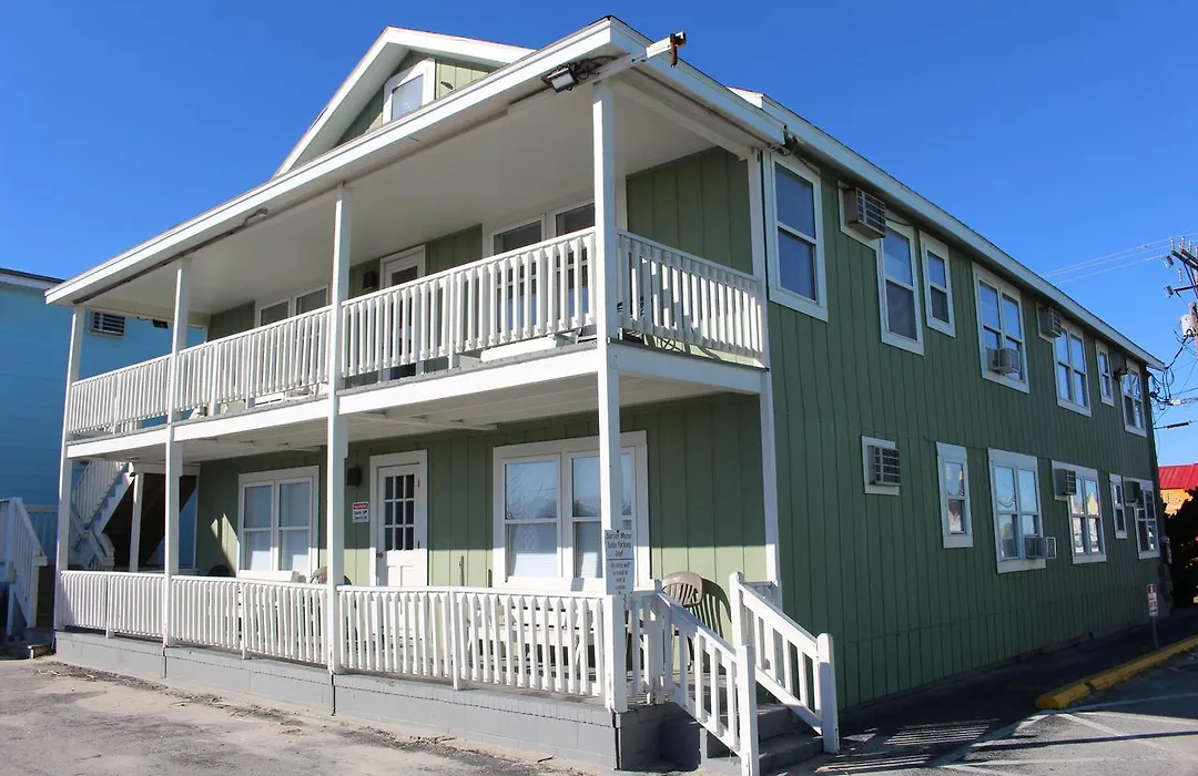 Surfside Lodge-1