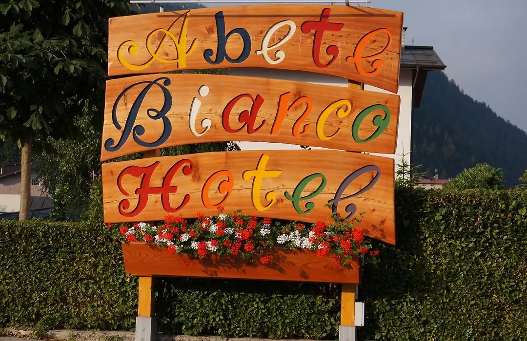 Hotel Abete Bianco-1