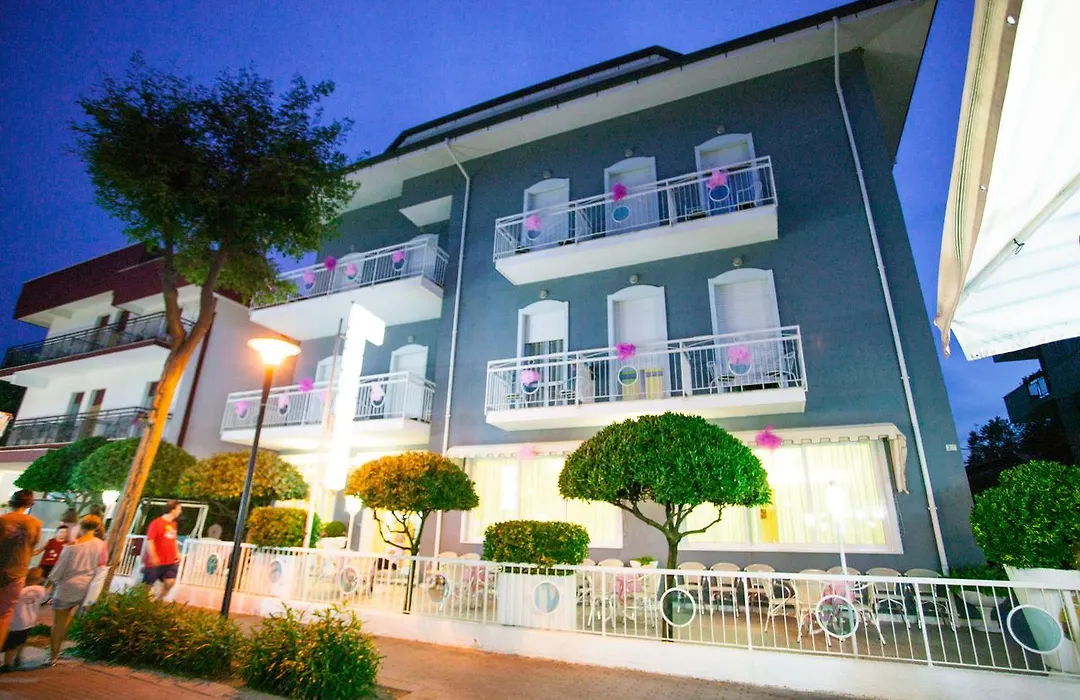 Piccolo Hotel Ariston-1