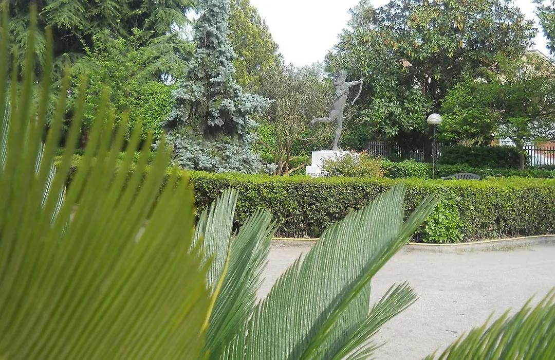 Hotel Diana-1