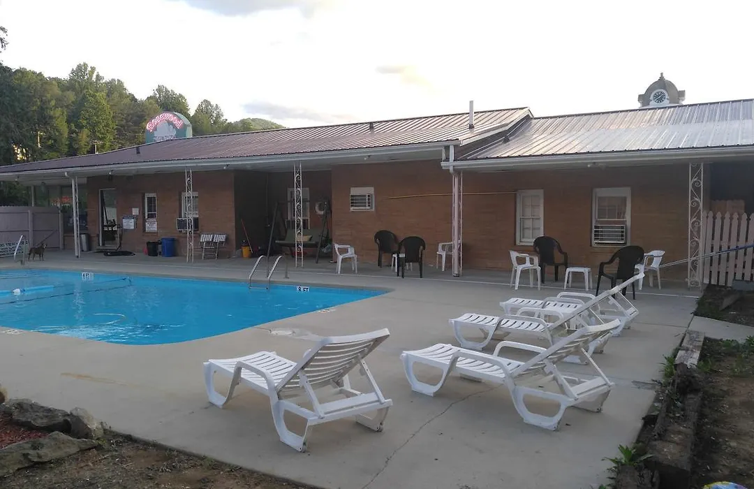 Rosewood Inn-1