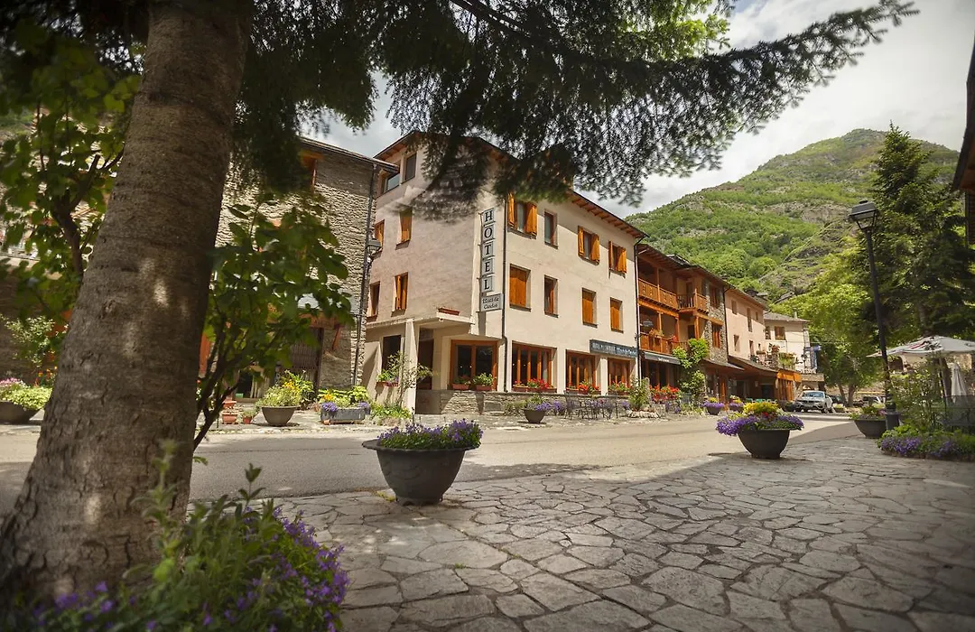 Hotel Llacs De Cardos-1