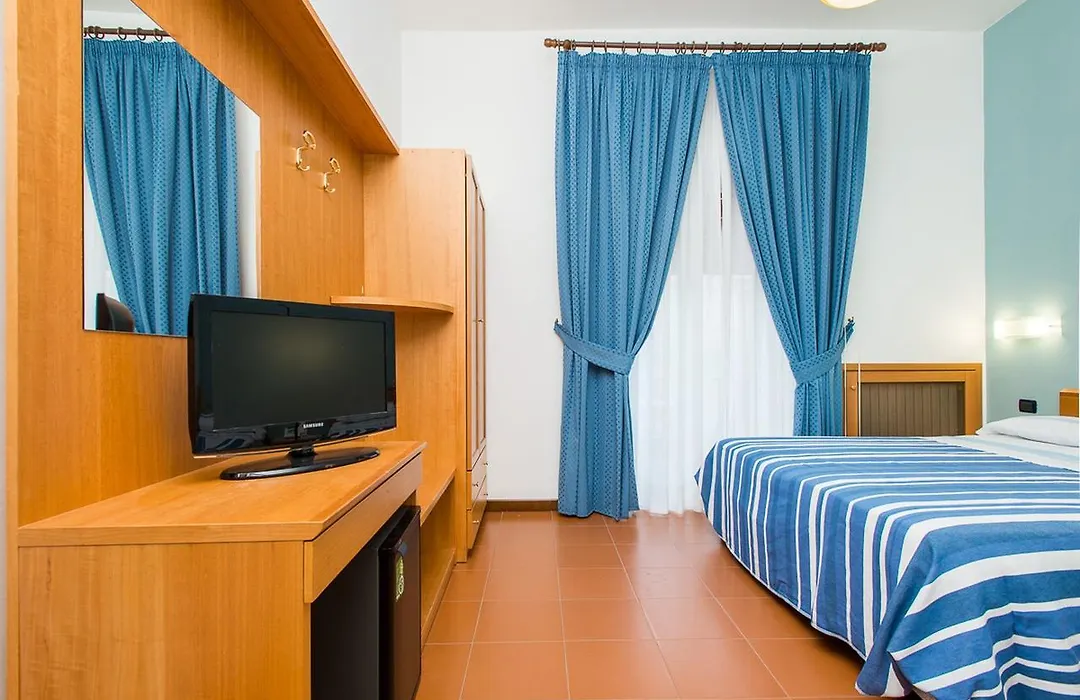 Hotel La Vela-1