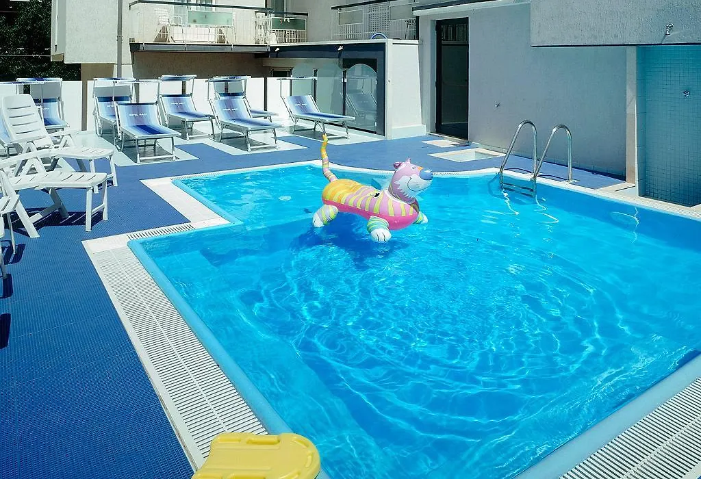 Hotel Haiti-1
