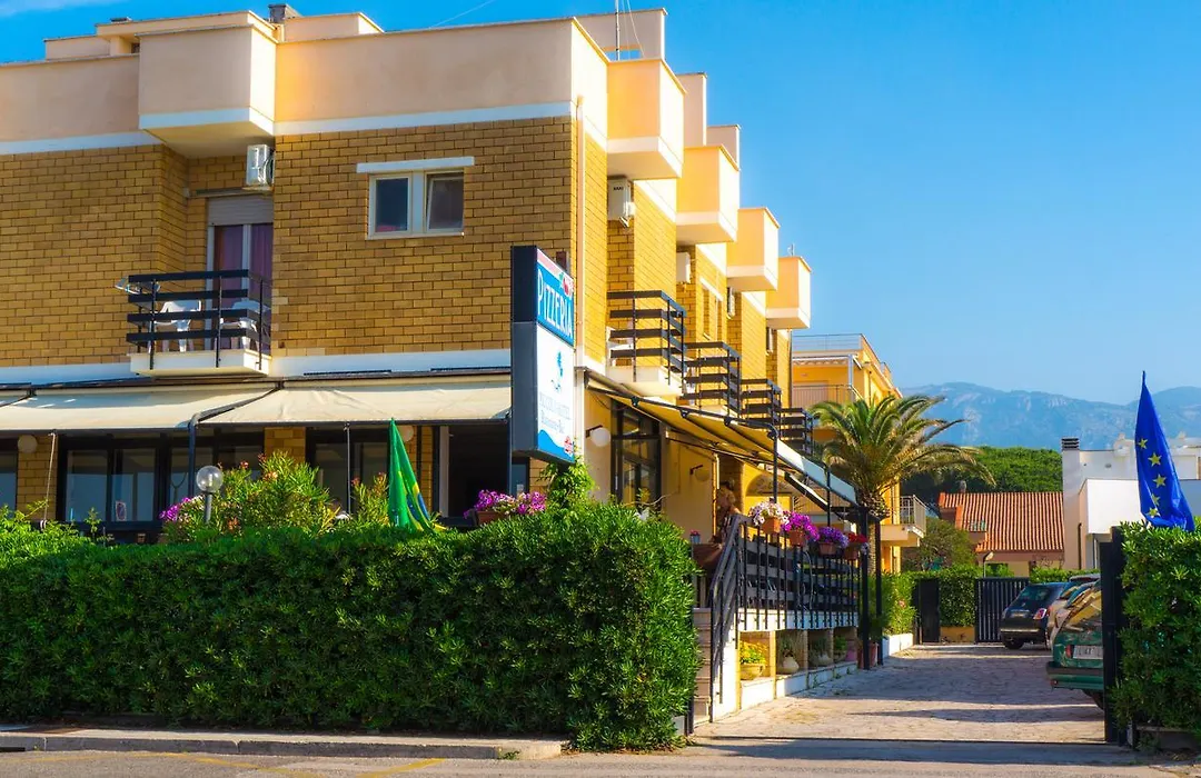 Piccolo Hotel-1