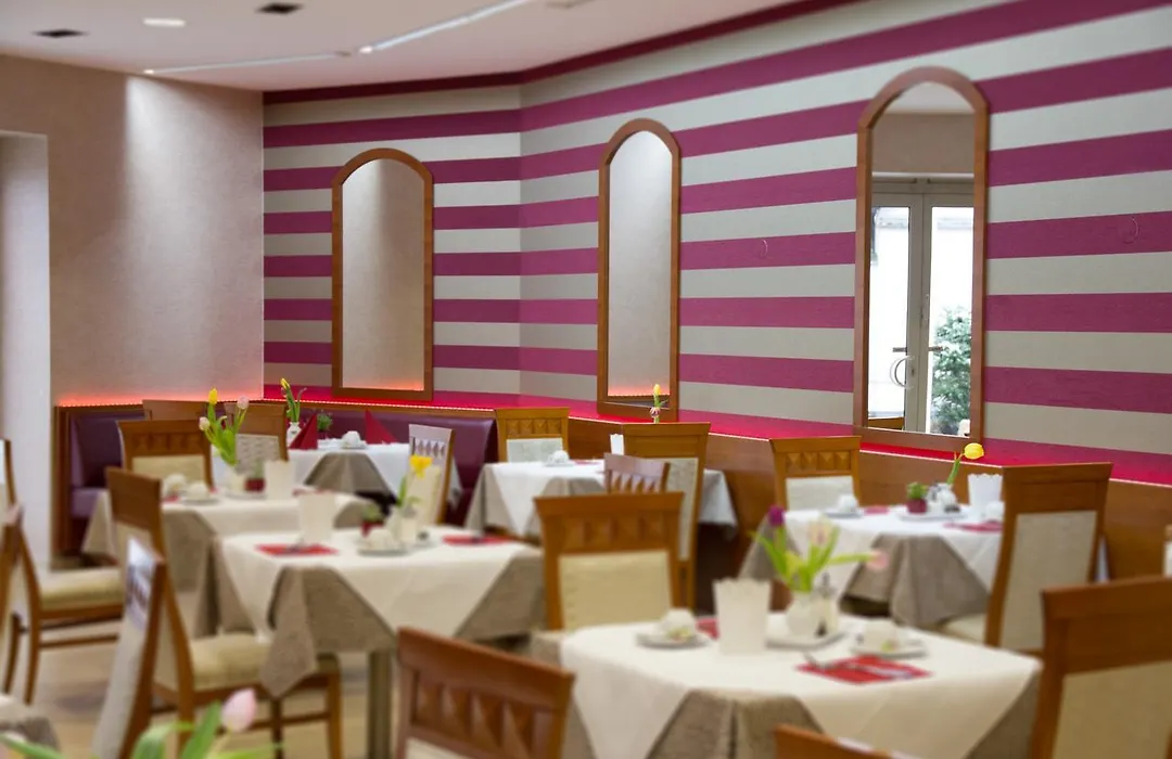 Hotel Exquisit-1