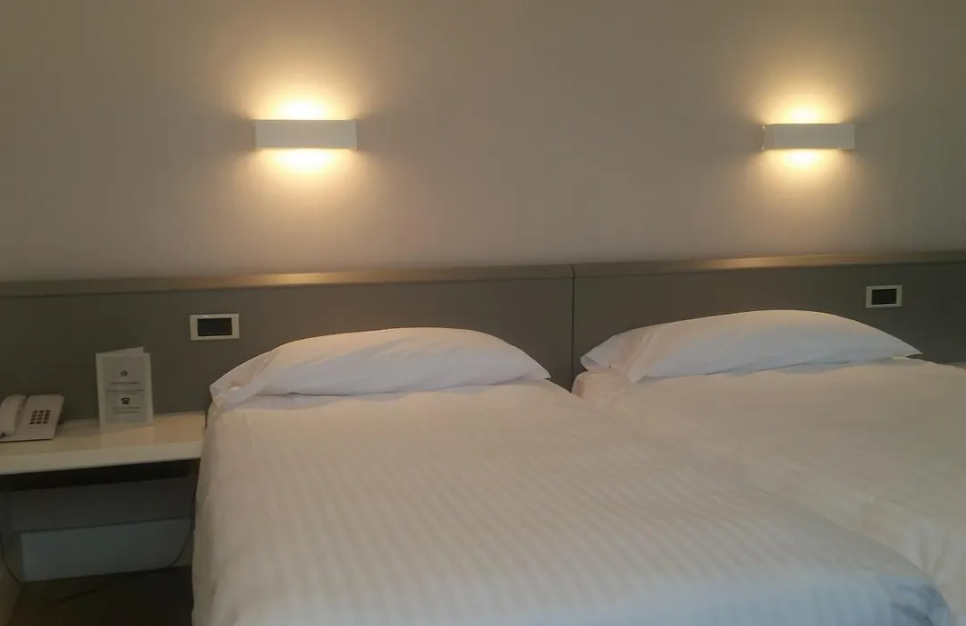 City Hotel-1