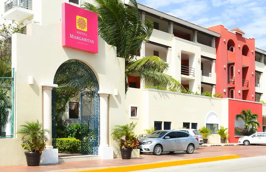 Hotel Margaritas Cancun-1