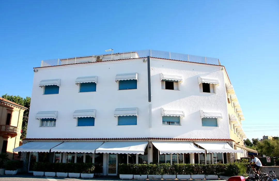 Hotel Excelsior-1
