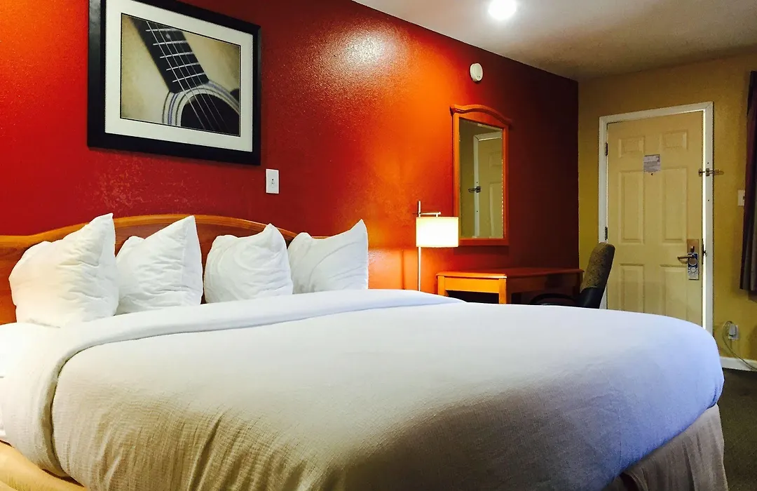 Vista Inn & Suites Beale Street-1