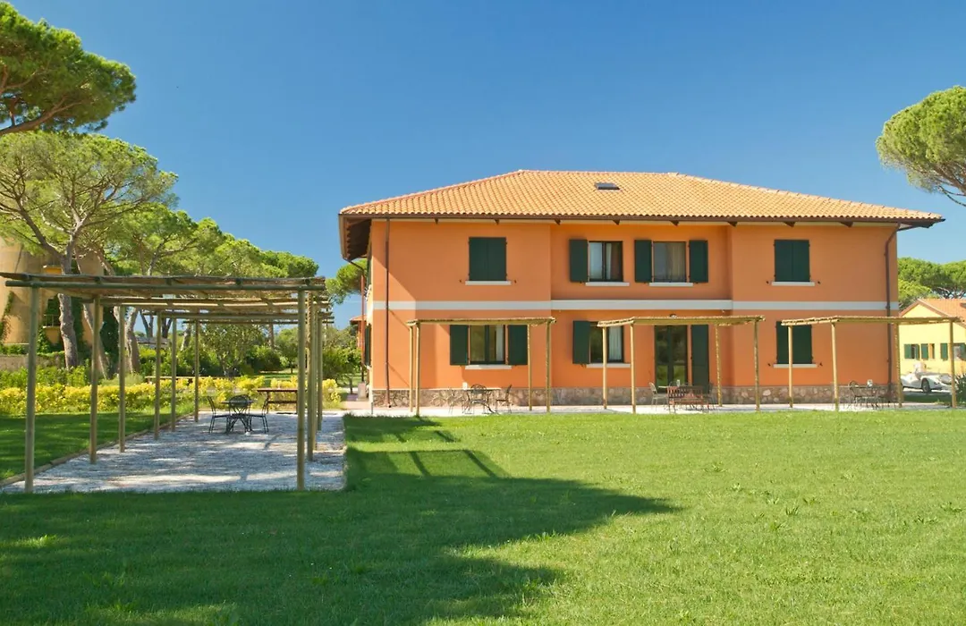 La Fattoria Di Tirrenia-1